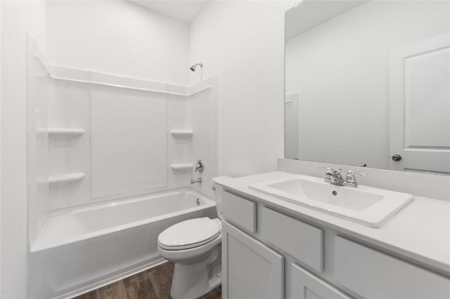 4706 Jasmine Heather Lane, Baytown, TX 77521