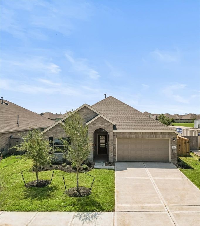 4706 Jasmine Heather Lane, Baytown, TX 77521