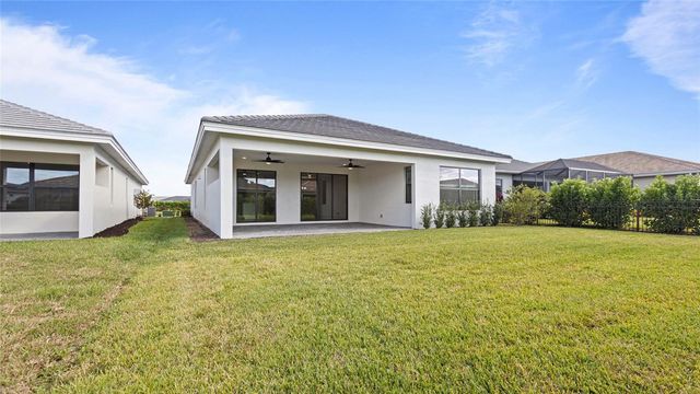 18075 CRESSWIND TERRACE, Lakewood Ranch, FL 34211