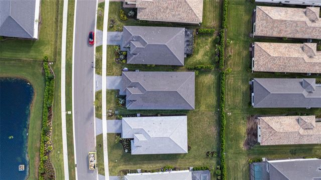 18075 CRESSWIND TERRACE, Lakewood Ranch, FL 34211