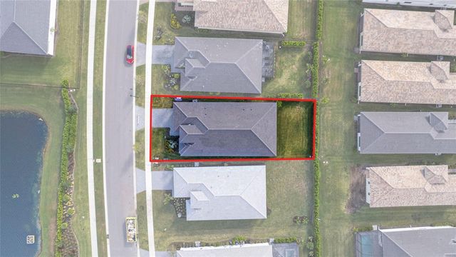 18075 CRESSWIND TERRACE, Lakewood Ranch, FL 34211