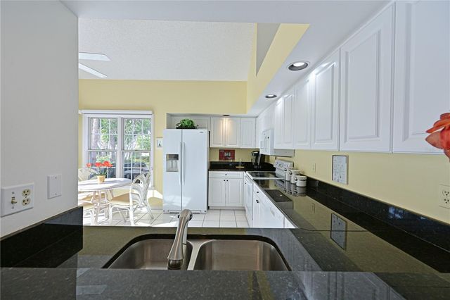 11213 VERANDA COURT, Bradenton, FL 34209