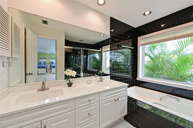 11213 VERANDA COURT, Bradenton, FL 34209
