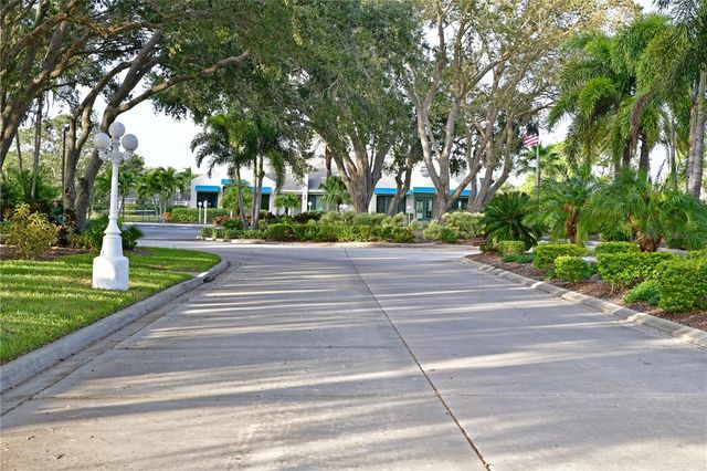 11213 VERANDA COURT, Bradenton, FL 34209