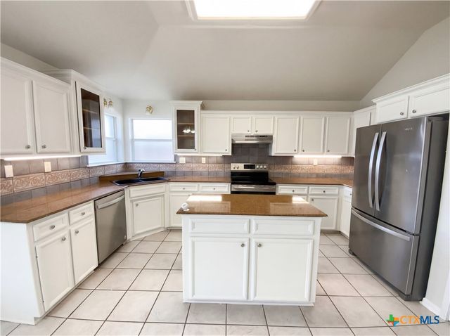 4307 Esta Lee Avenue, Killeen, TX 76549