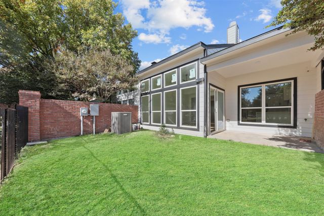 1412 Crosspointe Street, Duncanville, TX 75137