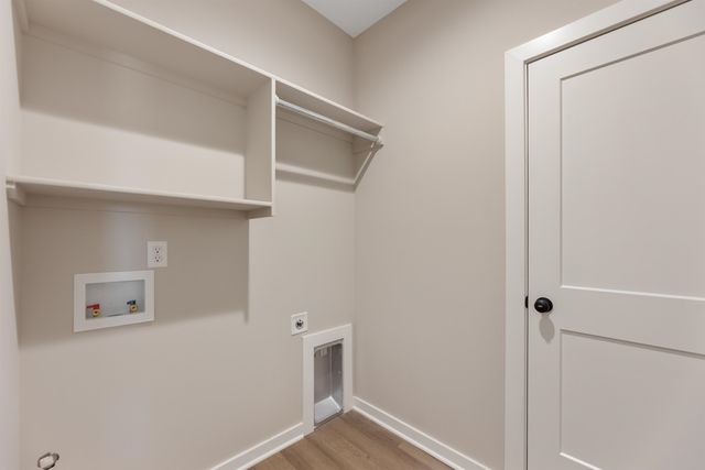 915 S Blaine St, Newton, KS 67114