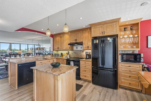 9495 BLIND PASS ROAD 206, St Pete Beach, FL 33706