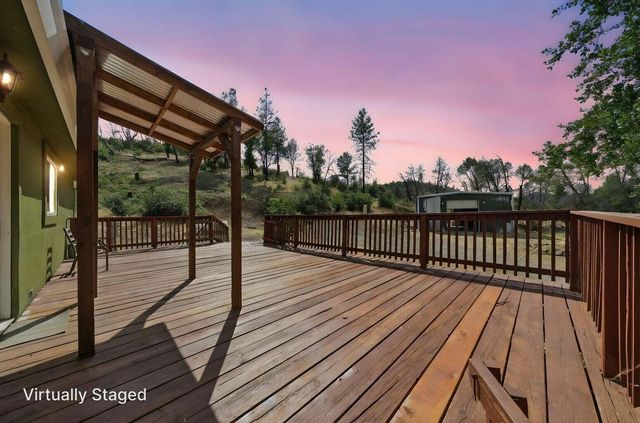 14058 Windfall Drive, Redding, CA 96003