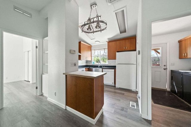 14058 Windfall Drive, Redding, CA 96003