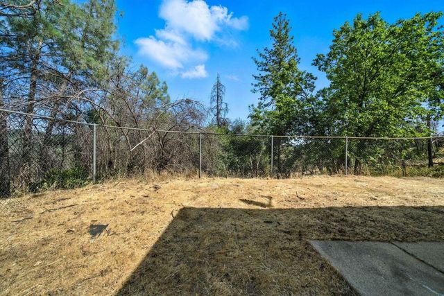 14058 Windfall Drive, Redding, CA 96003