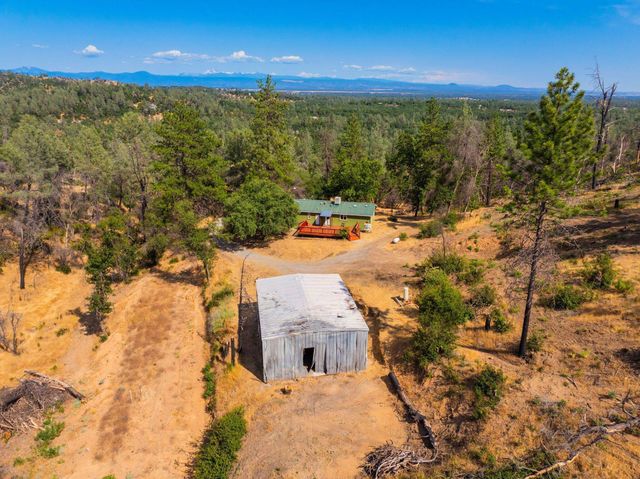 14058 Windfall Drive, Redding, CA 96003