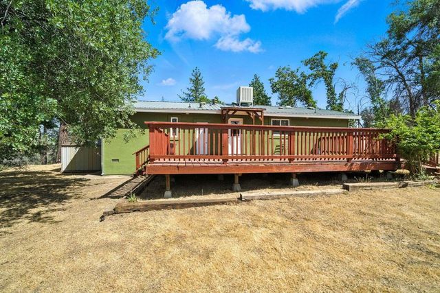 14058 Windfall Drive, Redding, CA 96003