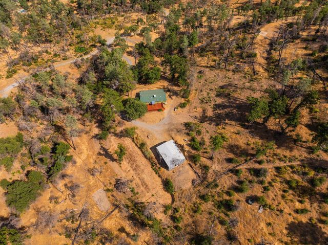 14058 Windfall Drive, Redding, CA 96003