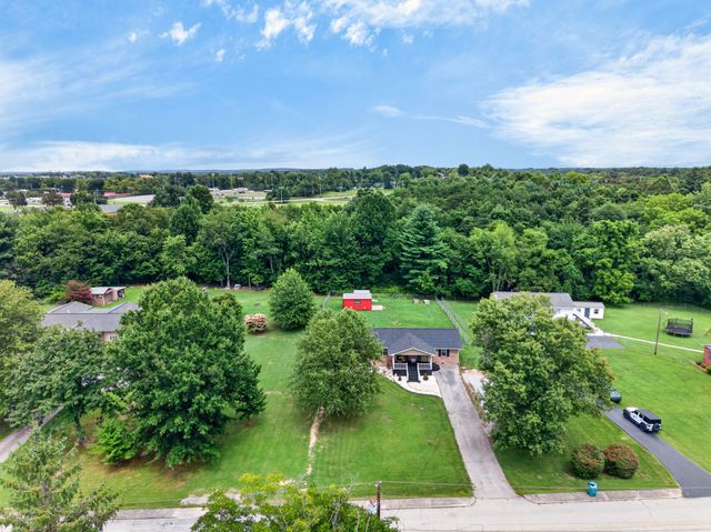 183 Justice St, Crossville, TN 38555