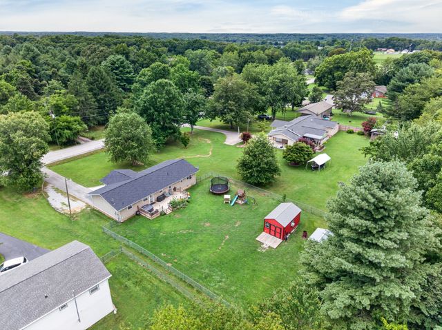 183 Justice St, Crossville, TN 38555