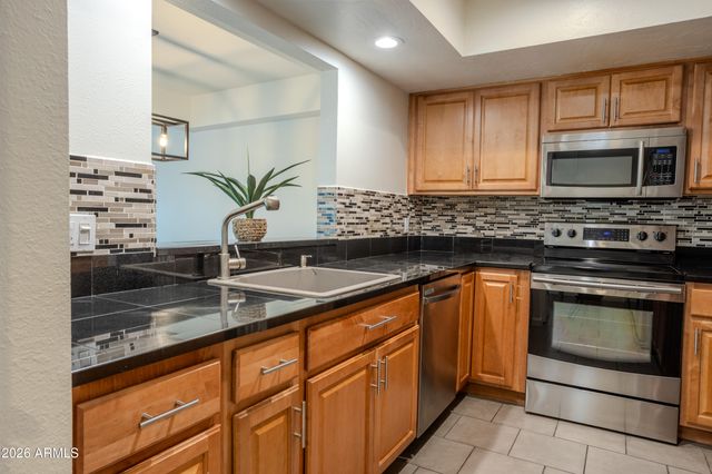 7920 E Arlington Road Unit 6, Scottsdale, AZ 85250