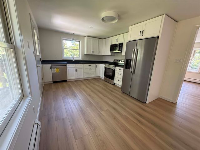 430 Water Street, Warren, RI 02885