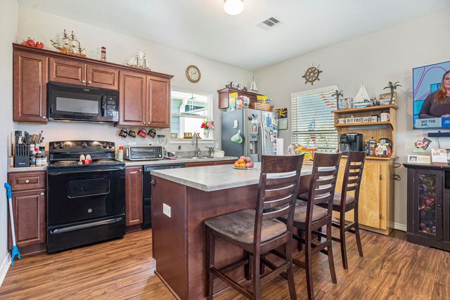 3415 Winnie Street, Galveston, TX 77550