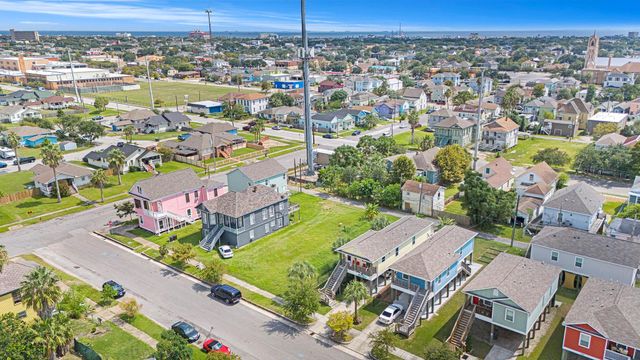 3415 Winnie Street, Galveston, TX 77550