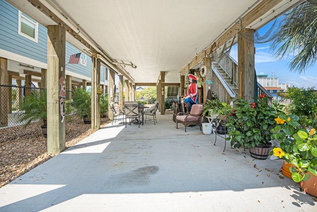 3415 Winnie Street, Galveston, TX 77550