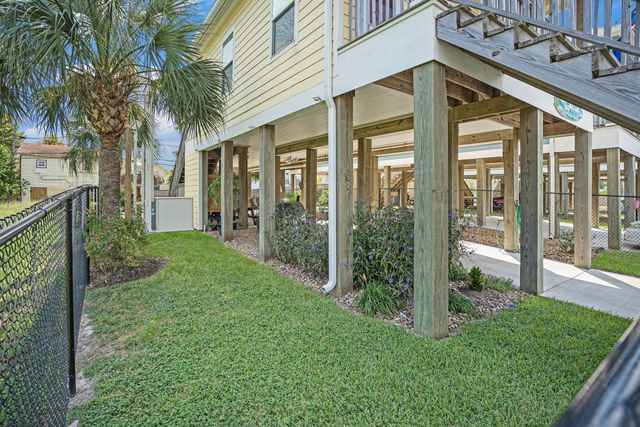 3415 Winnie Street, Galveston, TX 77550