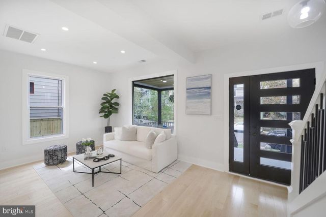 3309 22ND ST NE, Washington, DC 20018