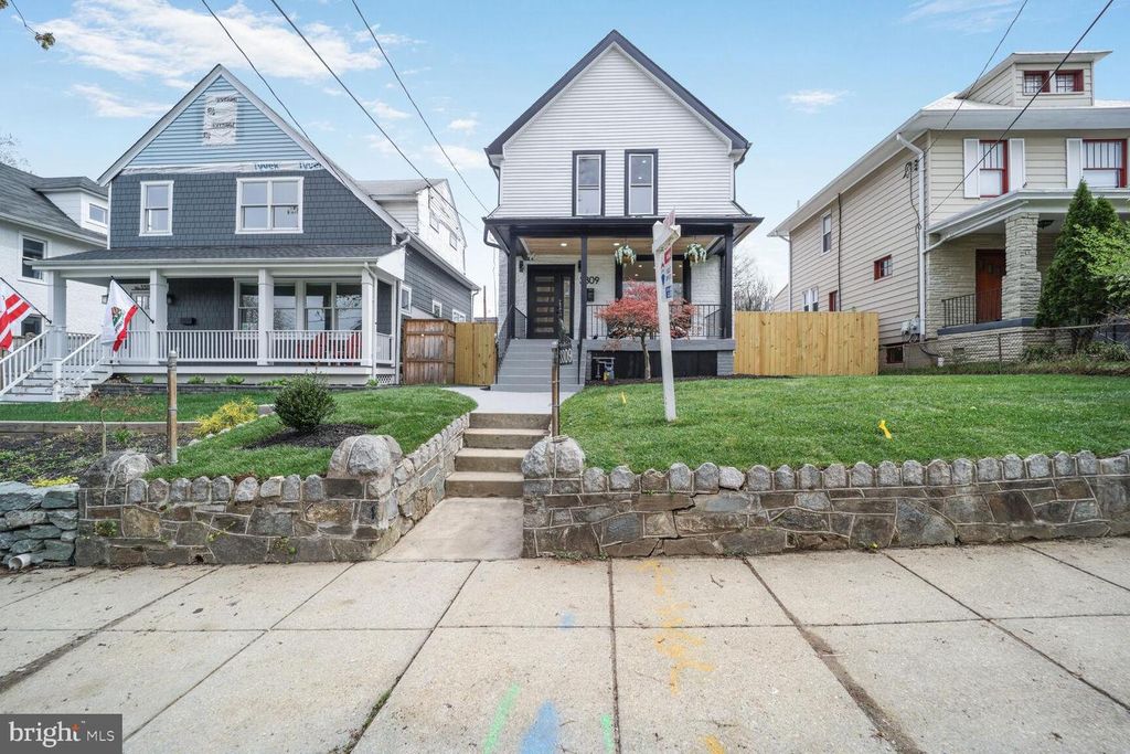 3309 22ND ST NE, Washington, DC 20018