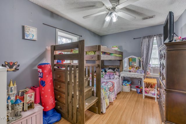 222 Grandview Street, Church Hill, TN 37642