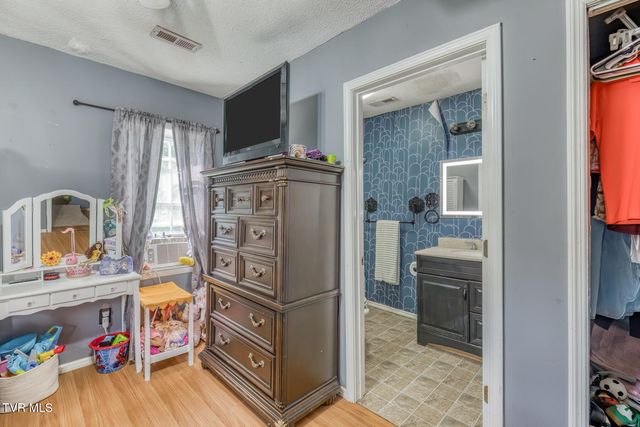 222 Grandview Street, Church Hill, TN 37642