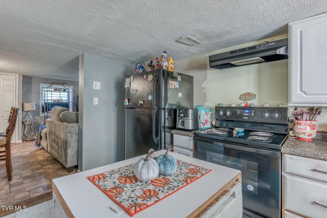 222 Grandview Street, Church Hill, TN 37642