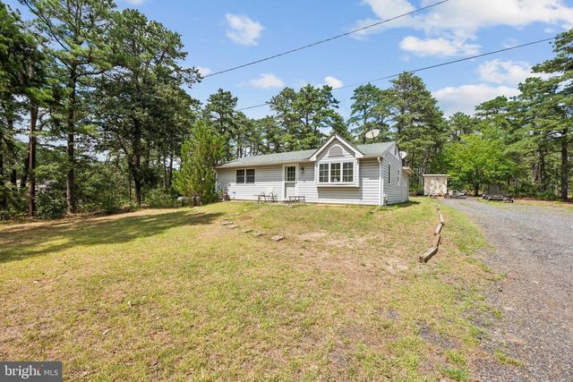 176 CITY LINE RD, Browns Mills, NJ 08015