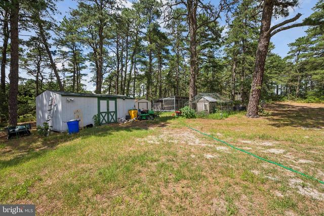 176 CITY LINE RD, Browns Mills, NJ 08015