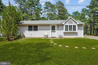 176 CITY LINE RD, Browns Mills, NJ 08015