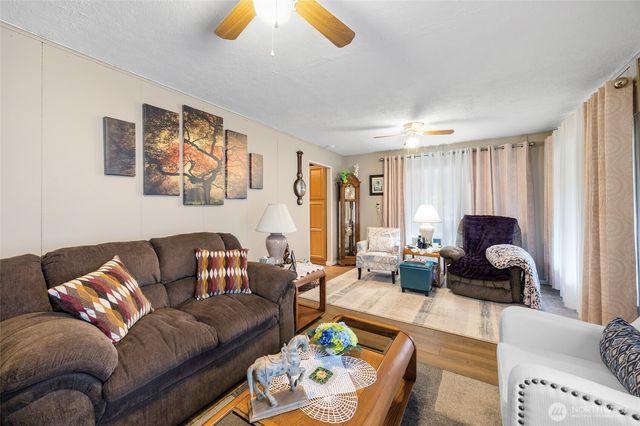 4100 Dent Road SW, Olympia, WA 98512