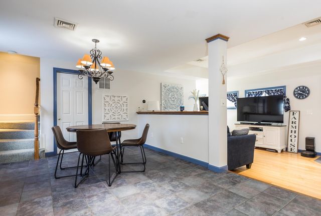 7 Kinsale Drive, Rochester, NH 03868