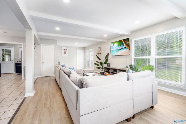 202 High Road, Madison, AL 35758