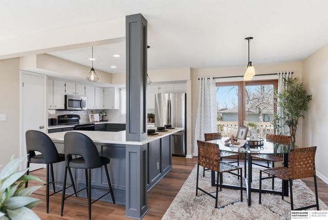 13810 X Circle, Omaha, NE 68137