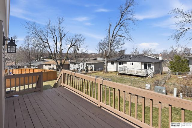 13810 X Circle, Omaha, NE 68137