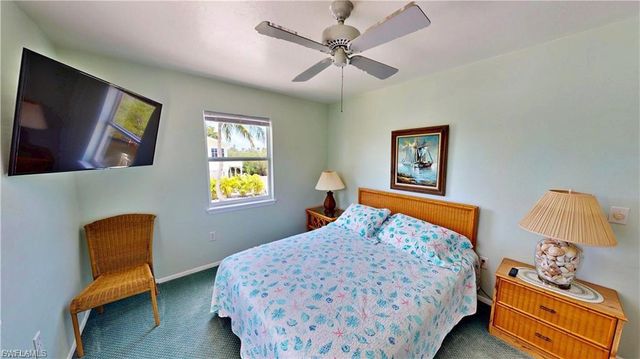 8161 Moyer LN, Bokeelia, FL 33922