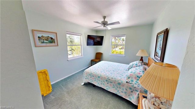 8161 Moyer LN, Bokeelia, FL 33922