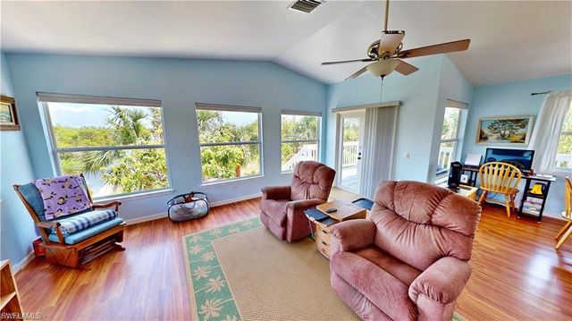 8161 Moyer LN, Bokeelia, FL 33922