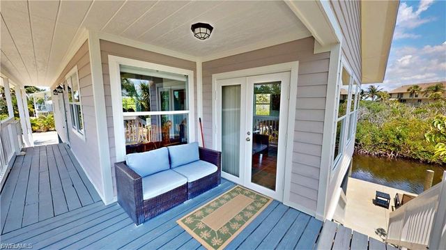 8161 Moyer LN, Bokeelia, FL 33922