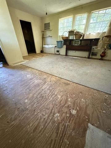 1908 Gloria York Avenue, Mobile, AL 36617