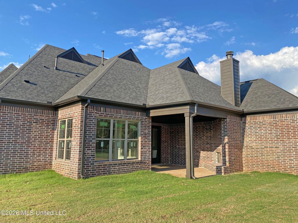 321 Cedar Crest Cove, Byhalia, MS 38611 — photo 5