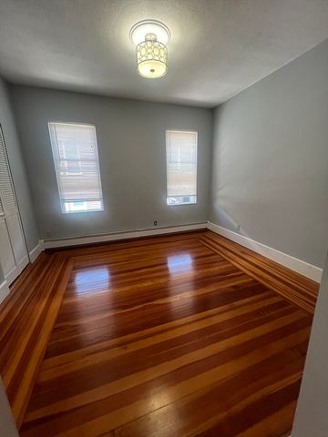 5 Hatch Street 3, Boston, MA 02127