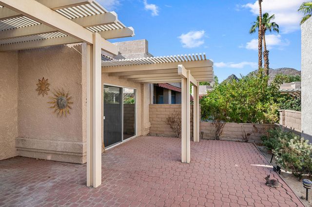 48614 Calle Esperanza, La Quinta, CA 92253