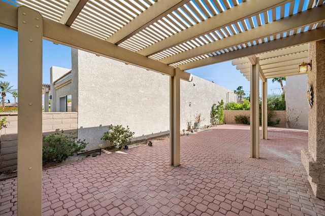 48614 Calle Esperanza, La Quinta, CA 92253