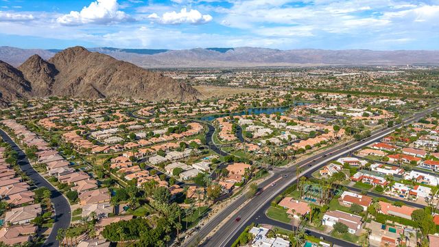 48614 Calle Esperanza, La Quinta, CA 92253