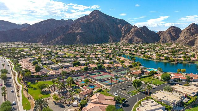 48614 Calle Esperanza, La Quinta, CA 92253